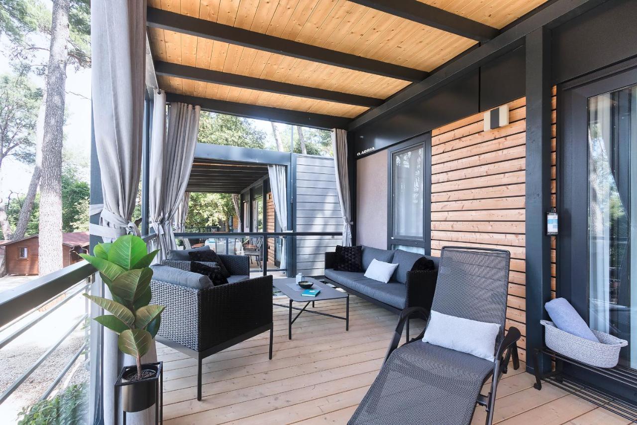 Total Escape Mobile Home Nera Camp Porton Biondi Rovinj Exterior foto